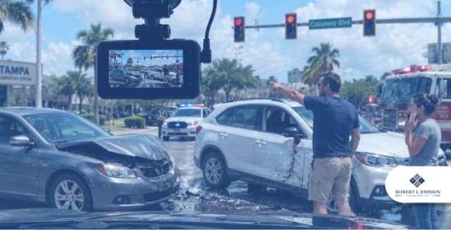 Dashcam recording a Florida car accident scene for personal injury claim evidence